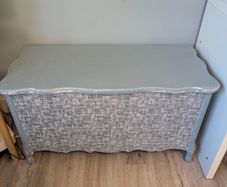 Storage box