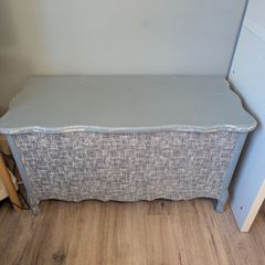Storage box