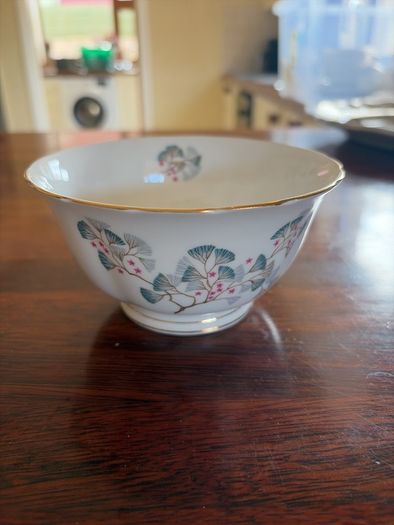Vintage Tuscan Juniper 15 piece tea set