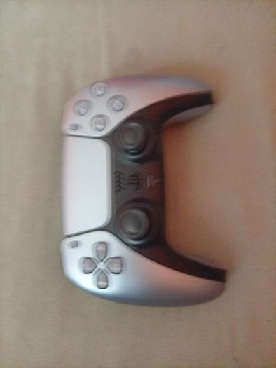 PS5 controller