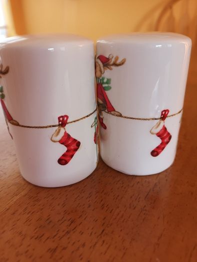 Xmas Salt/Pepper Shakers