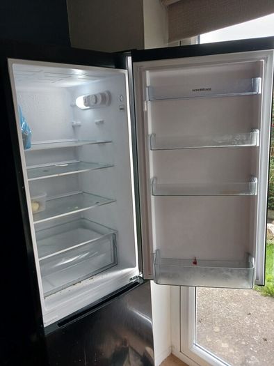 Fridge NordMende Ice Free Fridge Freezer