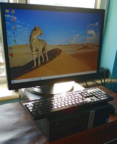 HP 5810 Intel core i3 Full desktop computer