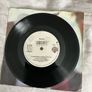 R.E.M.  Everybody hurts 7" vinyl Image 3