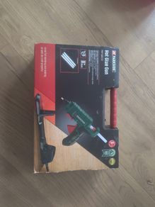 Glue gun