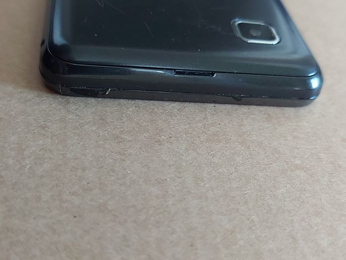 Samsung Galaxy S mobile phone, Model YP-GS1, in excellent condition