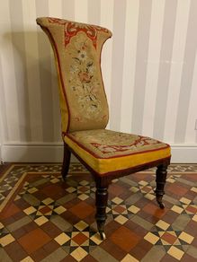Victorian rosewood prie dieu or prayer nursing chair with original needlepoint upholstery.