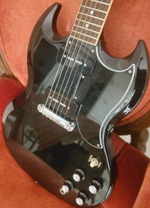 Gibson SG Special (2024), Ebony with P90s