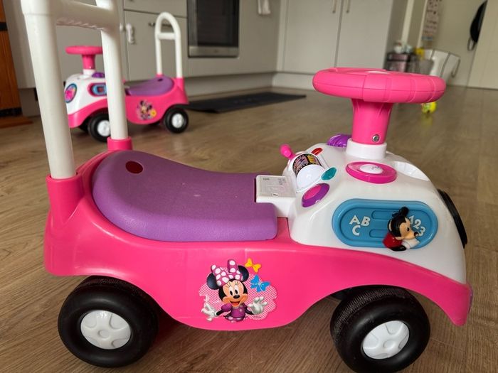 Ride on kids toy car