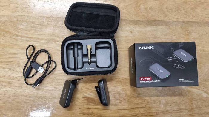 NUX B7PSM 5.8GHz Wireless In Ear Monitor System