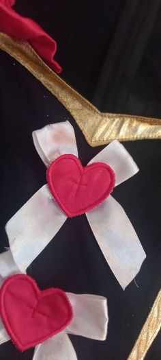Girls dressup queen of hearts