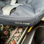 Maxi Cosi car seat + 2 iso fix bases Image 4