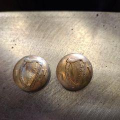 Two Brass Irish volunteers buttons