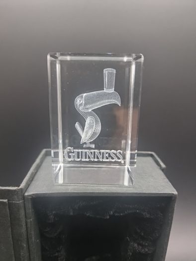 Guinness Toucan Hologram Glass Paperweight Boxed . 6cm x4cm