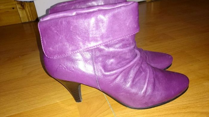 Purple Piu di boots, size 38, UK 5