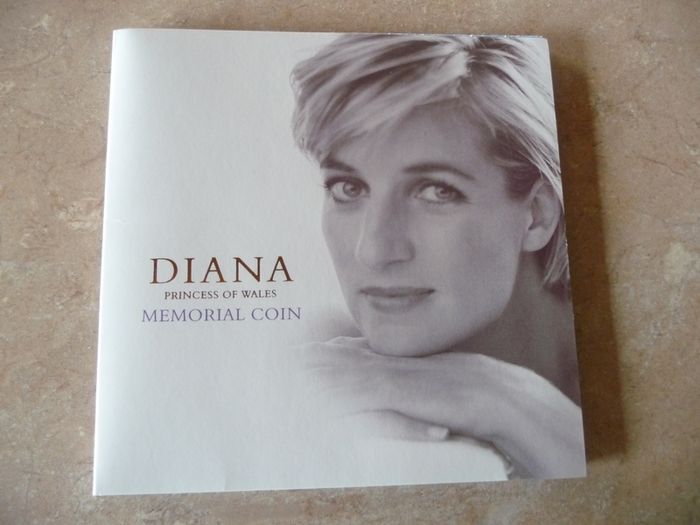 Diana, Princess of Wales, 5 Pound coin.