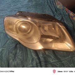 headlights Passat b6