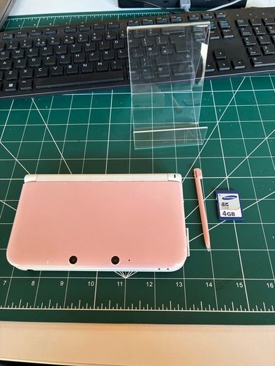 Nintendo 3DS XL (Read Description)