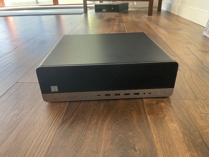 HP Elitedesk 800 g3, 8gb ram, 256gb ssd, windows 11 pro