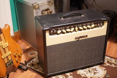 Bugera V22 valve combo amp , vacuum tube , guitar amplifier & reverb