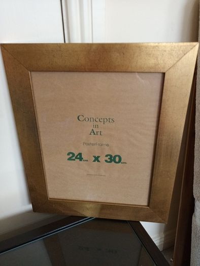 Gold photo frame