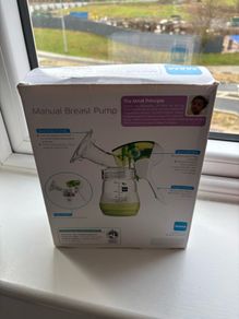 MAM Manual breast pump