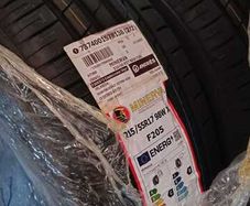 Car tyres - New - 215 / 55 R17
