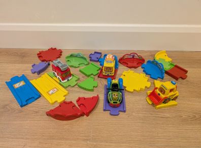Vtech Toot Toot Drivers track and vehicles