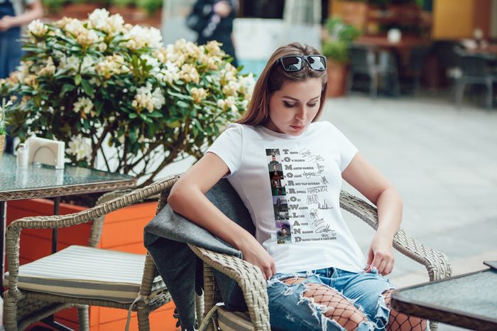 Tomorrowland t-shirt with dj signatures autographs
