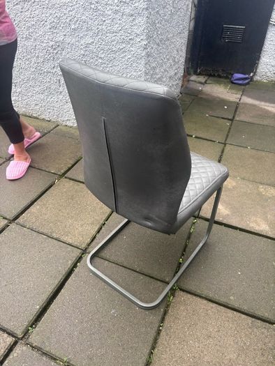 4 dining chairs