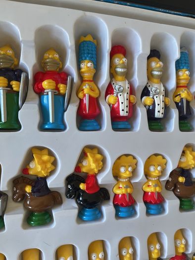 Vintage Simpsons 3-d Chess Set