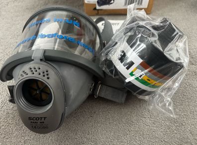 Scott Sari Full Face Mask with filter for good CBRN protection and many other