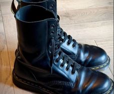 Dr. Martens 1490 Leather Boots UK 7 (EU 41)