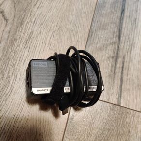 Lenovo charger type C 45 watts