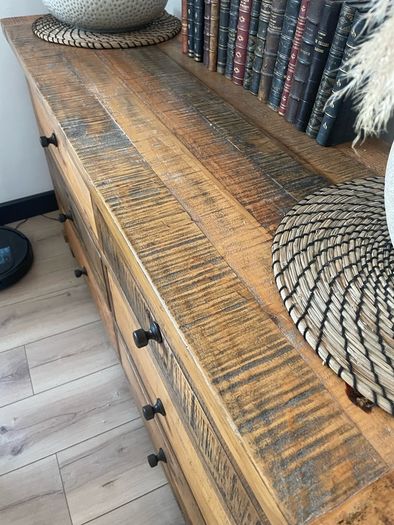 Solid wood sideboard