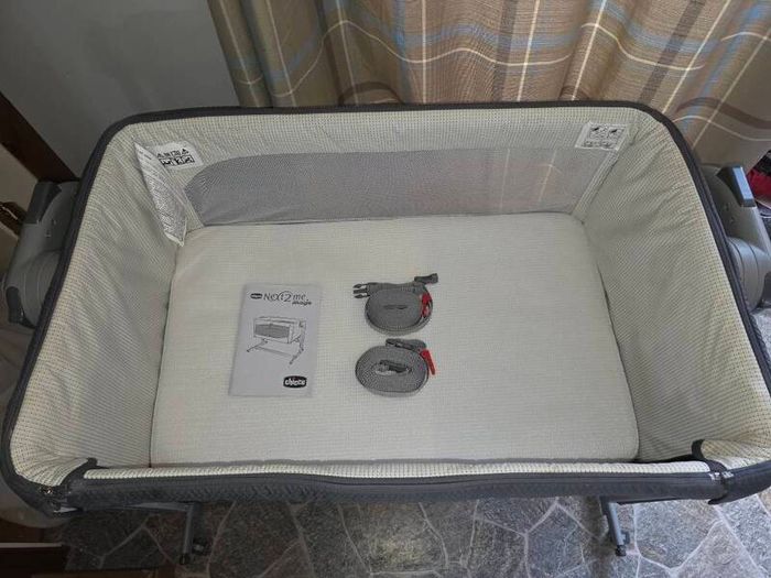 Next to Me Magic Side sleeping crib