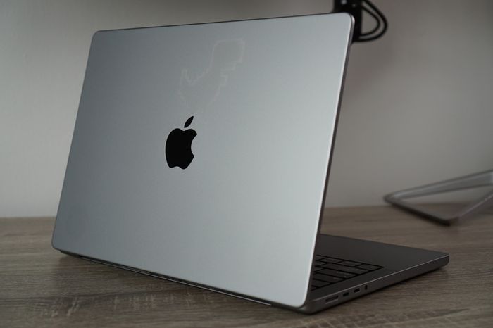Macbook Pro 14" 2021 M1 Pro | 16GB Ram | 512GB