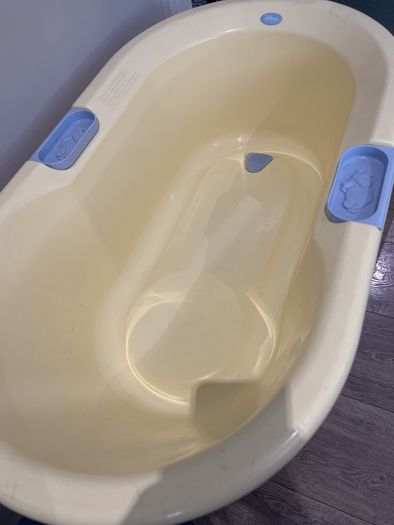 Disney Winnie the Pooh baby bath