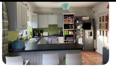 kitchen cupboards free