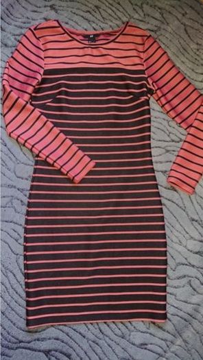 "H&M" Dress  Size 6-8