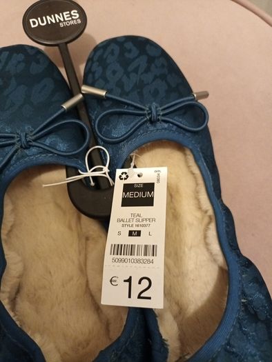 Dunnes stores satin slipperslined with fur