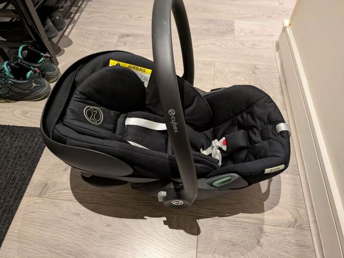 Cybex Balios S Pushchair, Cot, Cloud G Car Seat and Cloud G Base
