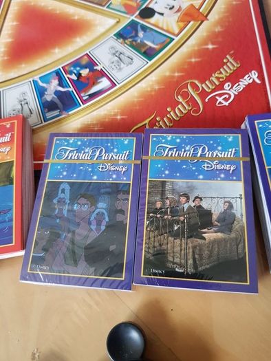 Rare Trivial Pursuit Disney Board Game By Parker Hasbro 2005