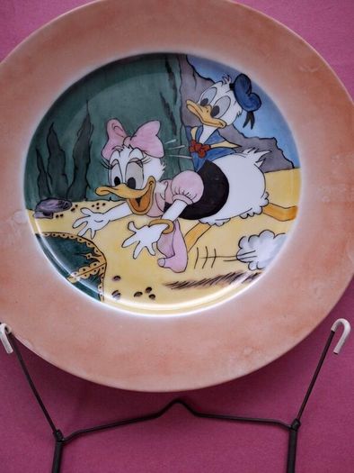 2 x Vintage ORIGINAL Hutschen Reuther Porcelain  Plates Walt Disney Cartoon  Animation  1972
