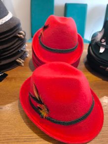 Wool hats job lot, perfect for car boot sale etc