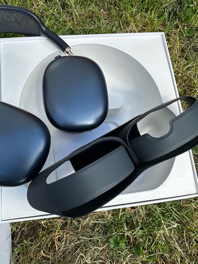 AirPods Max