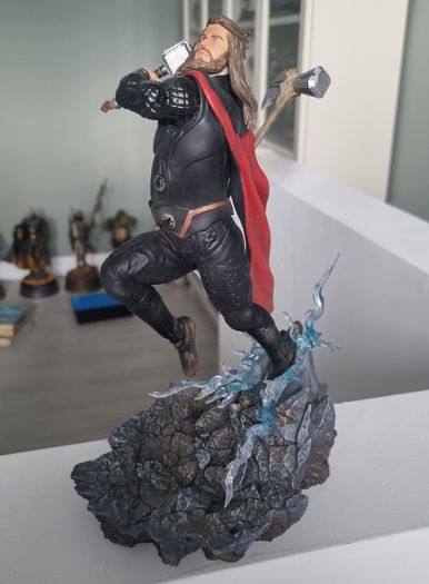 Iron Studios Avengers Endgame Thor 1/10 scale polystone statue