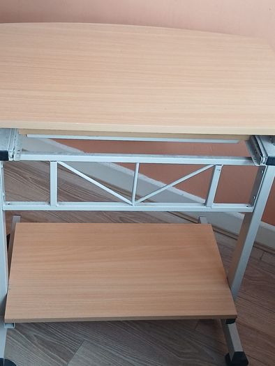 computer  desk