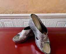 NEW Pons Quintana Silver Wedge Sandals Size 40