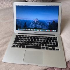 MacBook Air (13-inch, 2017)